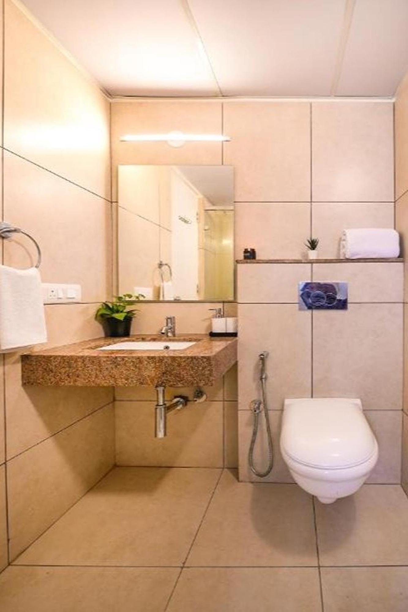 העיר בנגלור Wandr Hotel- Near Mg Road מראה חיצוני תמונה