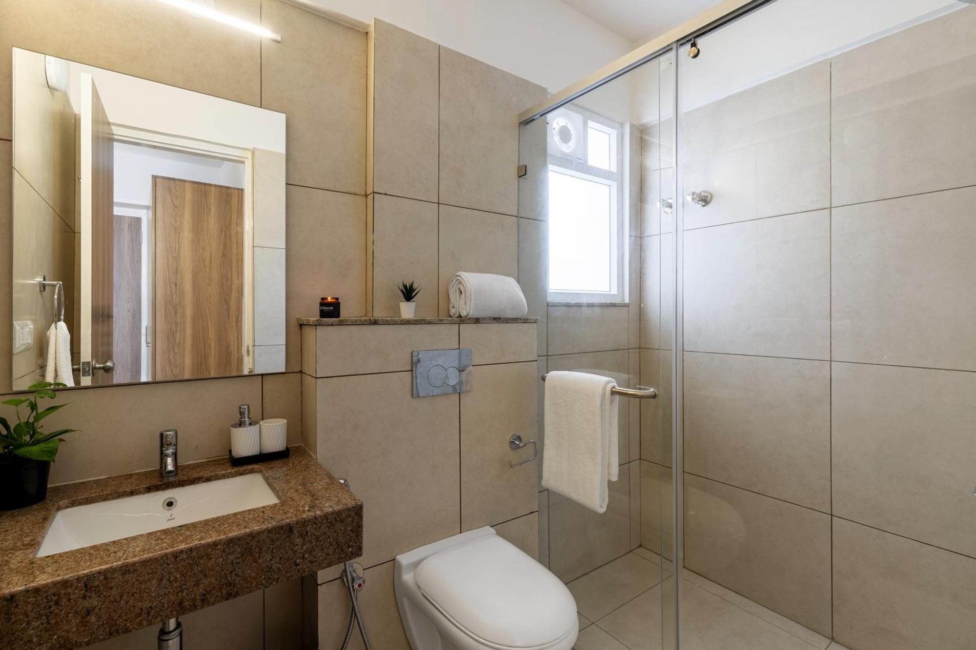 העיר בנגלור Wandr Hotel- Near Mg Road מראה חיצוני תמונה